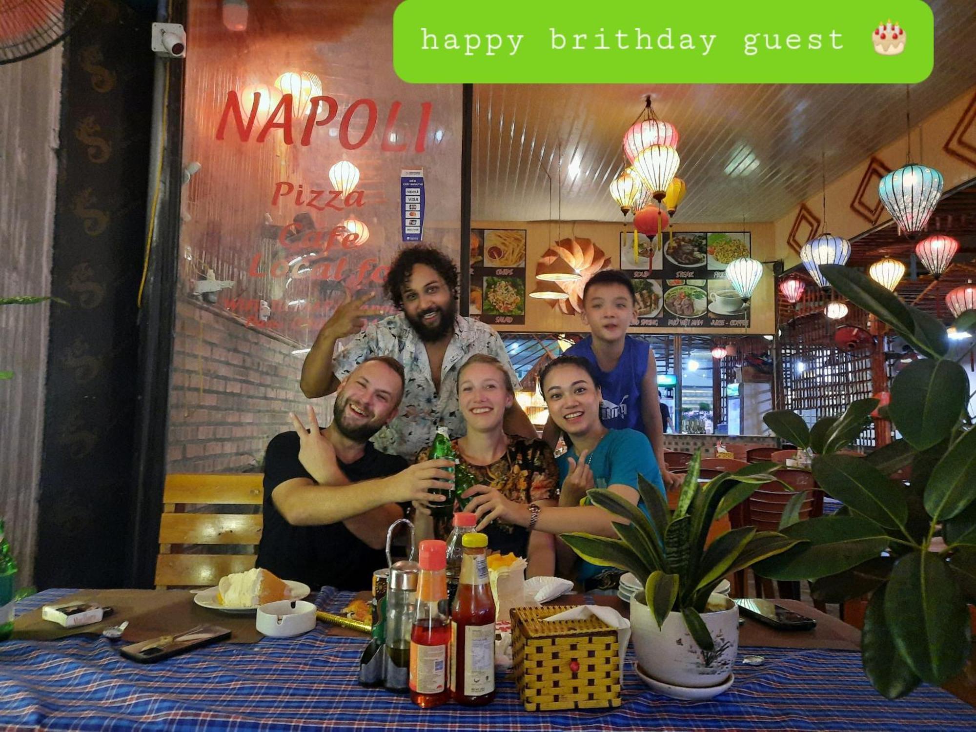 Napoli Hostel Chan Chau Esterno foto